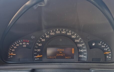 Mercedes-Benz C-Класс, 2000 год, 950 000 рублей, 13 фотография