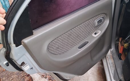 KIA Shuma II, 2002 год, 350 000 рублей, 9 фотография