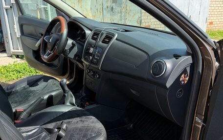 Renault Logan II, 2020 год, 1 285 000 рублей, 11 фотография