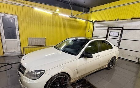 Mercedes-Benz C-Класс, 2012 год, 1 230 000 рублей, 6 фотография