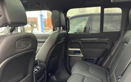 Land Rover Defender II, 2021 год, 6 500 000 рублей, 9 фотография