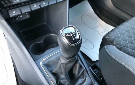 Skoda Rapid I, 2018 год, 1 390 000 рублей, 18 фотография