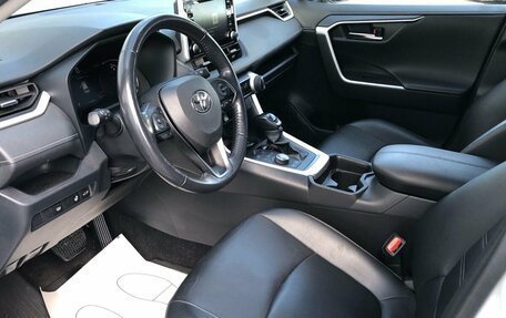 Toyota RAV4, 2022 год, 4 150 000 рублей, 9 фотография