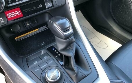 Toyota RAV4, 2022 год, 4 150 000 рублей, 18 фотография