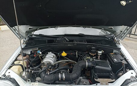 Chevrolet Niva I рестайлинг, 2004 год, 370 000 рублей, 5 фотография