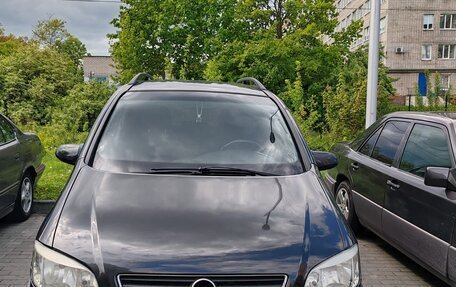 Opel Zafira A рестайлинг, 2000 год, 400 000 рублей, 1 фотография