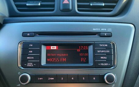 KIA Rio III рестайлинг, 2016 год, 9 фотография