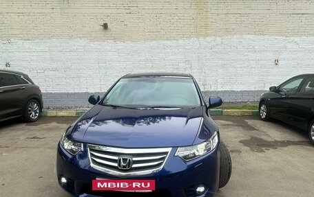 Honda Accord VIII рестайлинг, 2011 год, 1 550 000 рублей, 2 фотография