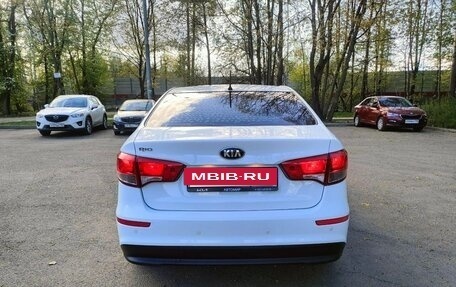 KIA Rio III рестайлинг, 2016 год, 5 фотография