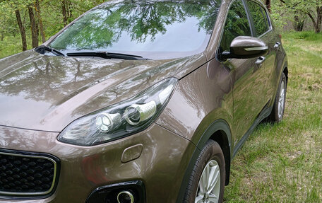 KIA Sportage IV рестайлинг, 2017 год, 1 975 000 рублей, 2 фотография