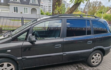 Opel Zafira A рестайлинг, 2000 год, 400 000 рублей, 3 фотография