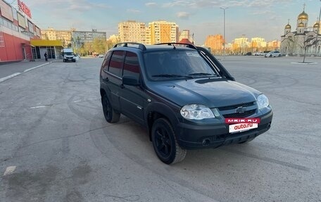 Chevrolet Niva I рестайлинг, 2015 год, 575 000 рублей, 5 фотография