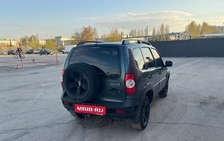 Chevrolet Niva I рестайлинг, 2015 год, 575 000 рублей, 4 фотография