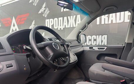Volkswagen Multivan T5, 2006 год, 2 200 000 рублей, 9 фотография