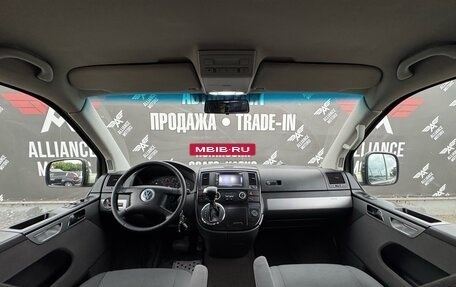 Volkswagen Multivan T5, 2006 год, 2 200 000 рублей, 12 фотография