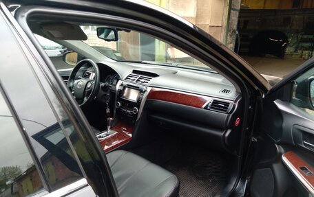 Toyota Camry, 2013 год, 1 650 000 рублей, 10 фотография