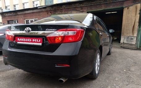 Toyota Camry, 2013 год, 1 650 000 рублей, 9 фотография