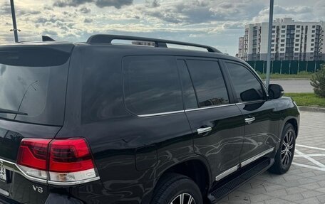 Toyota Land Cruiser 200, 2016 год, 6 000 000 рублей, 7 фотография