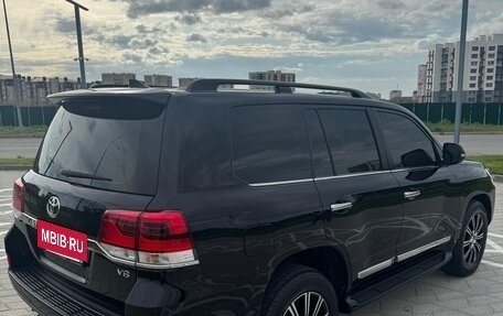 Toyota Land Cruiser 200, 2016 год, 6 000 000 рублей, 5 фотография