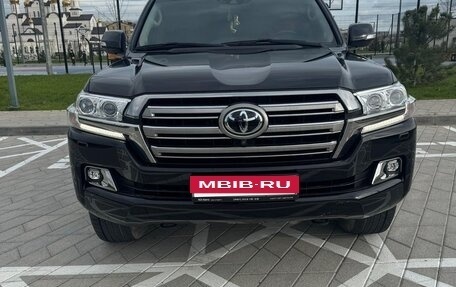 Toyota Land Cruiser 200, 2016 год, 6 000 000 рублей, 6 фотография