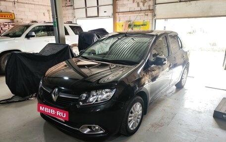Renault Logan II, 2014 год, 740 000 рублей, 2 фотография