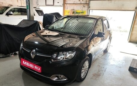 Renault Logan II, 2014 год, 740 000 рублей, 31 фотография