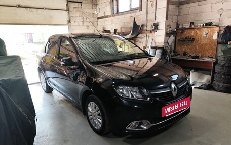 Renault Logan II, 2014 год, 740 000 рублей, 33 фотография