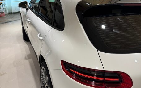 Porsche Macan I рестайлинг, 2017 год, 3 399 999 рублей, 7 фотография