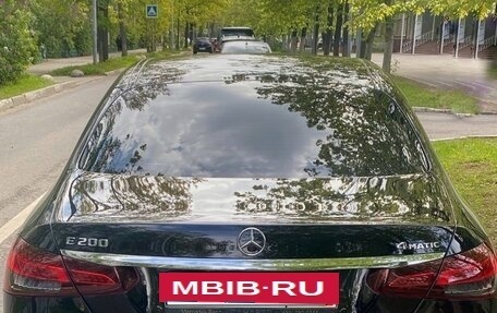 Mercedes-Benz E-Класс, 2021 год, 3 700 000 рублей, 2 фотография