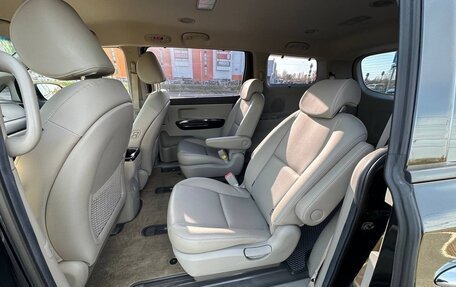 KIA Carnival III, 2019 год, 2 900 000 рублей, 8 фотография