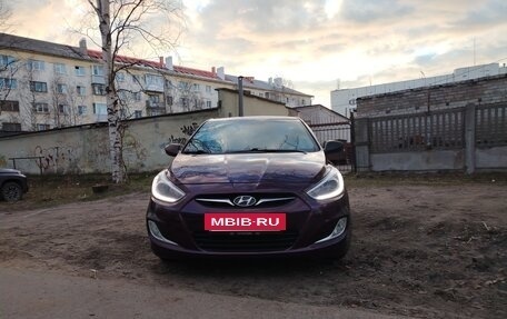 Hyundai Solaris II рестайлинг, 2013 год, 650 000 рублей, 2 фотография