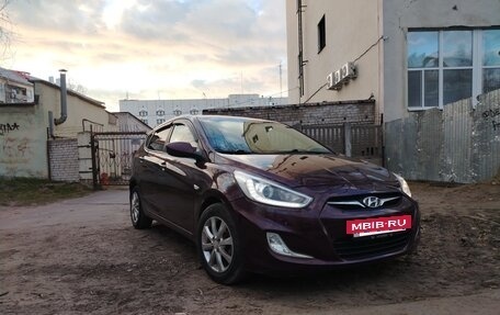 Hyundai Solaris II рестайлинг, 2013 год, 650 000 рублей, 3 фотография