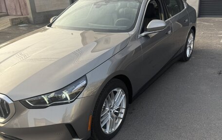 BMW 5 серия, 2024 год, 7 300 000 рублей, 6 фотография