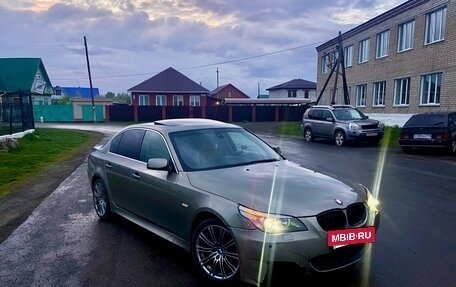 BMW 5 серия, 2004 год, 1 000 000 рублей, 4 фотография