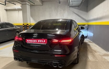 Mercedes-Benz E-Класс, 2021 год, 5 250 000 рублей, 19 фотография