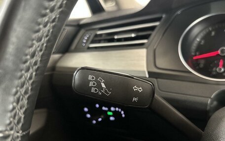 Volkswagen Passat B8 рестайлинг, 2017 год, 1 771 400 рублей, 16 фотография