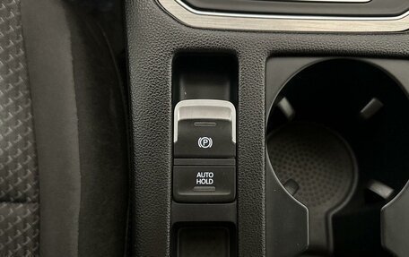Volkswagen Passat B8 рестайлинг, 2017 год, 1 771 400 рублей, 26 фотография