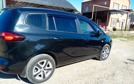 Opel Zafira C рестайлинг, 2013 год, 1 100 000 рублей, 3 фотография