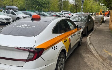 Hyundai Sonata VIII, 2022 год, 2 200 000 рублей, 5 фотография