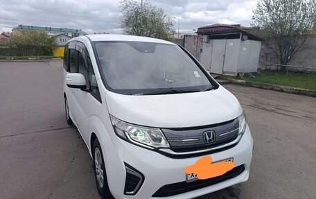 Honda Stepwgn IV, 2015 год, 1 850 000 рублей, 1 фотография