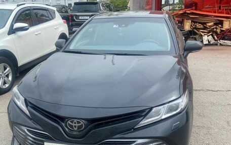 Toyota Camry, 2019 год, 2 747 000 рублей, 1 фотография