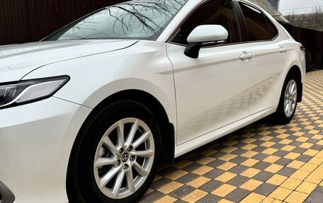 Toyota Camry, 2021 год, 4 050 000 рублей, 14 фотография