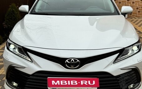Toyota Camry, 2021 год, 4 050 000 рублей, 3 фотография