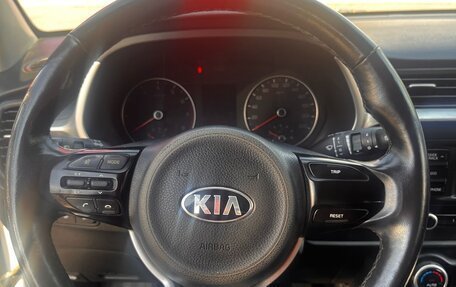 KIA Rio IV, 2021 год, 1 350 000 рублей, 2 фотография