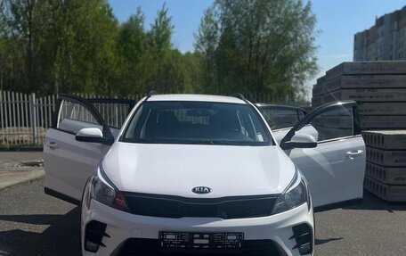 KIA Rio IV, 2021 год, 1 350 000 рублей, 5 фотография