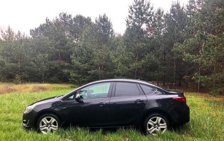 Opel Astra J, 2013 год, 745 000 рублей, 4 фотография