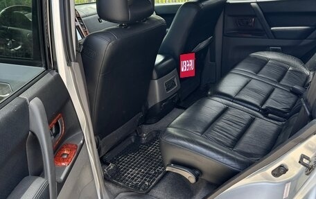 Mitsubishi Montero III, 2000 год, 790 000 рублей, 3 фотография