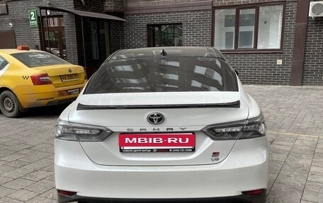 Toyota Camry, 2021 год, 4 250 000 рублей, 4 фотография