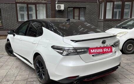 Toyota Camry, 2021 год, 4 250 000 рублей, 6 фотография