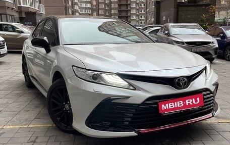 Toyota Camry, 2021 год, 4 250 000 рублей, 8 фотография